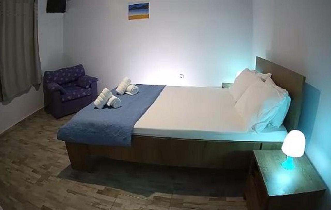 Araliki Apartments & Studios Лутра-Едіпсу Екстер'єр фото